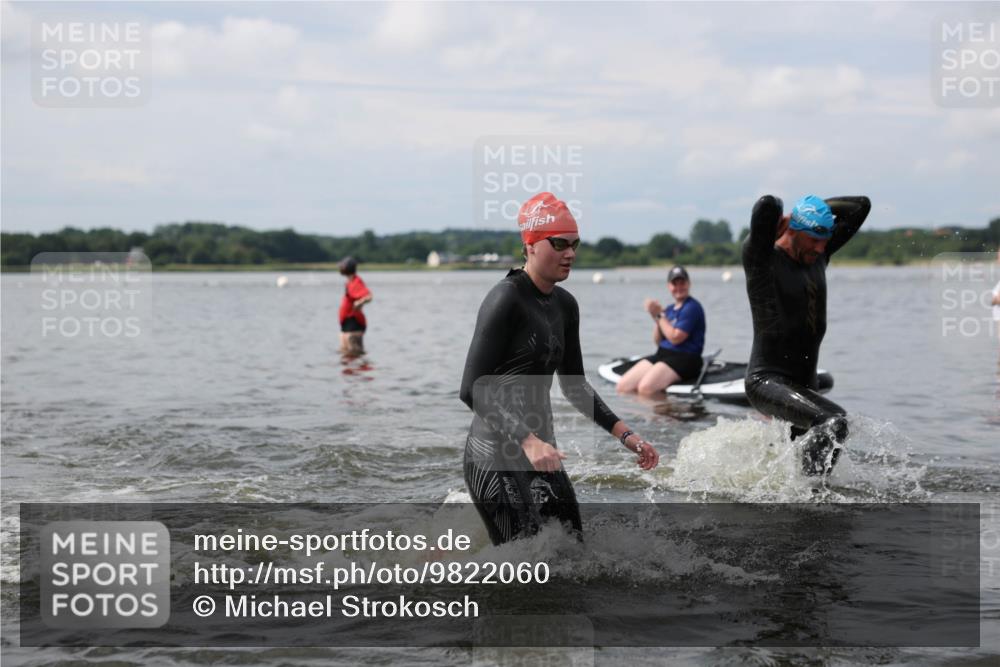 21.06.2026 - Viking Triathlon Michael Strokosch http://msf.ph/oto/9822060 21.06.2026 10:27:39 Schwimmen 46, 422, 626 meine-sportfotos.de
