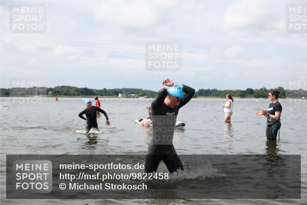 21.06.2026 - Viking Triathlon Michael Strokosch http://msf.ph/oto/9822458 21.06.2026 10:32:15 Schwimmen 13, 145 meine-sportfotos.de