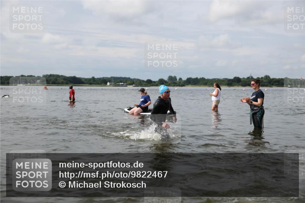 21.06.2026 - Viking Triathlon Michael Strokosch http://msf.ph/oto/9822467 21.06.2026 10:32:18 Schwimmen 13, 145 meine-sportfotos.de