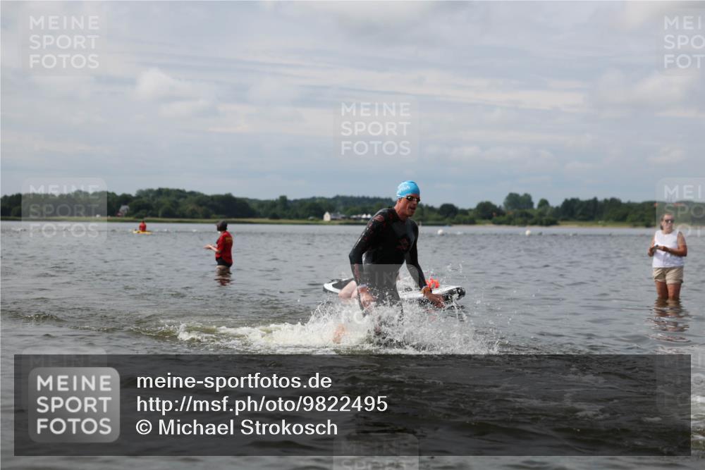 21.06.2026 - Viking Triathlon Michael Strokosch http://msf.ph/oto/9822495 21.06.2026 10:32:43 Schwimmen 126, 447, 500, 644 meine-sportfotos.de