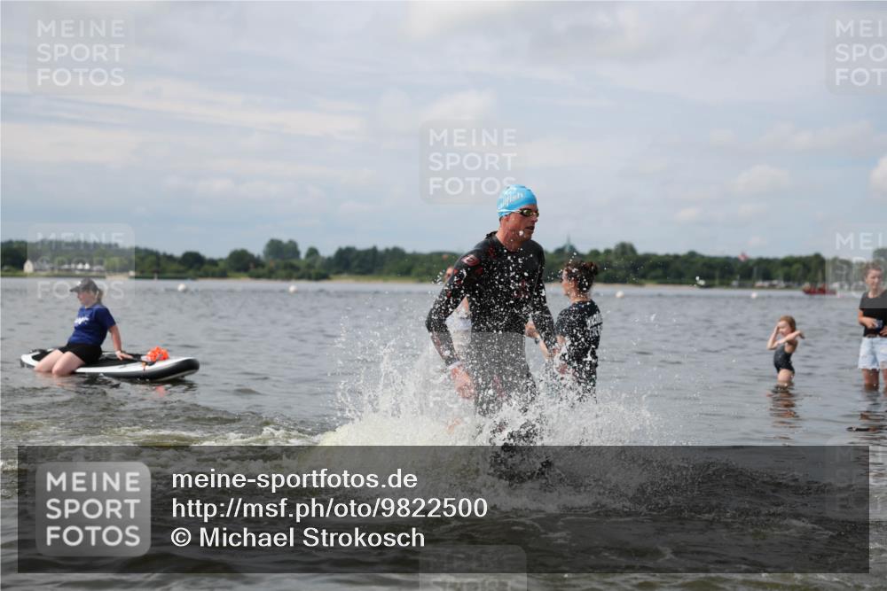 21.06.2026 - Viking Triathlon Michael Strokosch http://msf.ph/oto/9822500 21.06.2026 10:32:44 Schwimmen 126, 447, 500, 644 meine-sportfotos.de