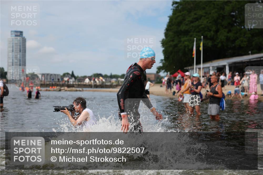 21.06.2026 - Viking Triathlon Michael Strokosch http://msf.ph/oto/9822507 21.06.2026 10:32:45 Schwimmen 126, 447, 500, 644 meine-sportfotos.de