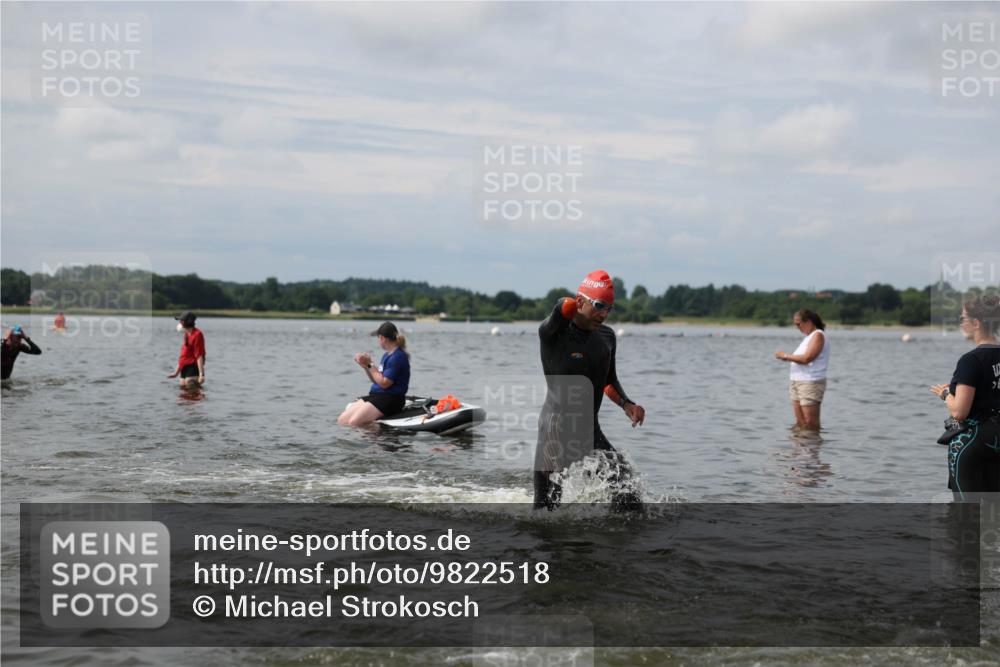 21.06.2026 - Viking Triathlon Michael Strokosch http://msf.ph/oto/9822518 21.06.2026 10:32:53 Schwimmen 114, 126, 269, 383, 644 meine-sportfotos.de