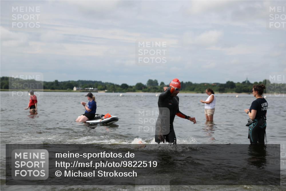 21.06.2026 - Viking Triathlon Michael Strokosch http://msf.ph/oto/9822519 21.06.2026 10:32:53 Schwimmen 114, 126, 269, 383, 644 meine-sportfotos.de