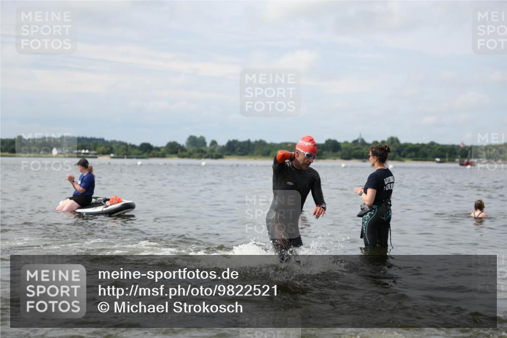 21.06.2026 - Viking Triathlon Michael Strokosch http://msf.ph/oto/9822521 21.06.2026 10:32:54 Schwimmen 114, 126, 269, 383, 644 meine-sportfotos.de