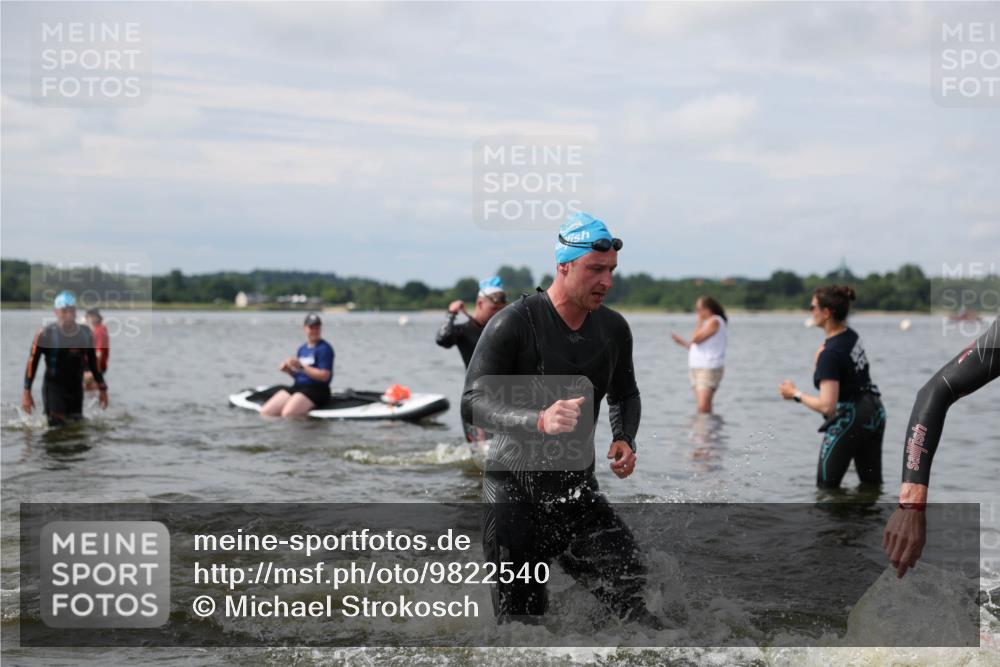 21.06.2026 - Viking Triathlon Michael Strokosch http://msf.ph/oto/9822540 21.06.2026 10:33:04 Schwimmen 109, 114, 238, 269, 383, 579, 625 meine-sportfotos.de
