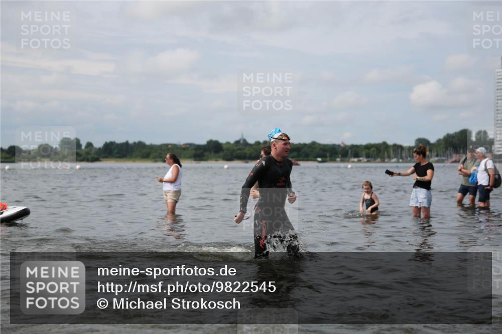 21.06.2026 - Viking Triathlon Michael Strokosch http://msf.ph/oto/9822545 21.06.2026 10:33:06 Schwimmen 109, 114, 238, 269, 383, 579, 625 meine-sportfotos.de