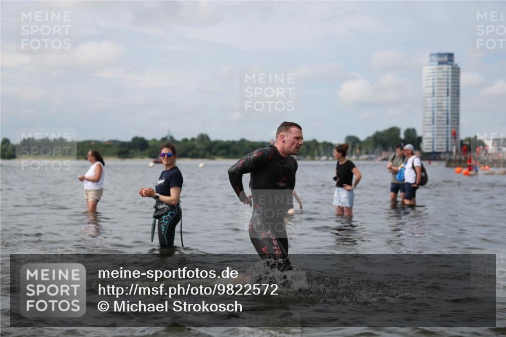 21.06.2026 - Viking Triathlon Michael Strokosch http://msf.ph/oto/9822572 21.06.2026 10:33:18 Schwimmen 109, 238, 446, 579, 625 meine-sportfotos.de