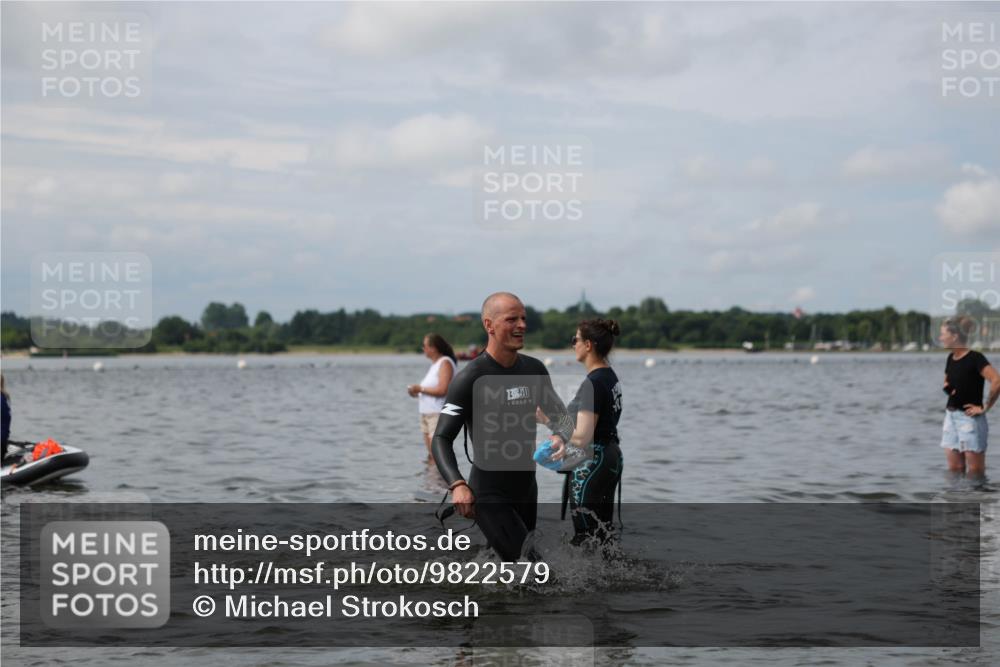 21.06.2026 - Viking Triathlon Michael Strokosch http://msf.ph/oto/9822579 21.06.2026 10:33:27 Schwimmen 62, 109, 180, 392, 446, 537 meine-sportfotos.de