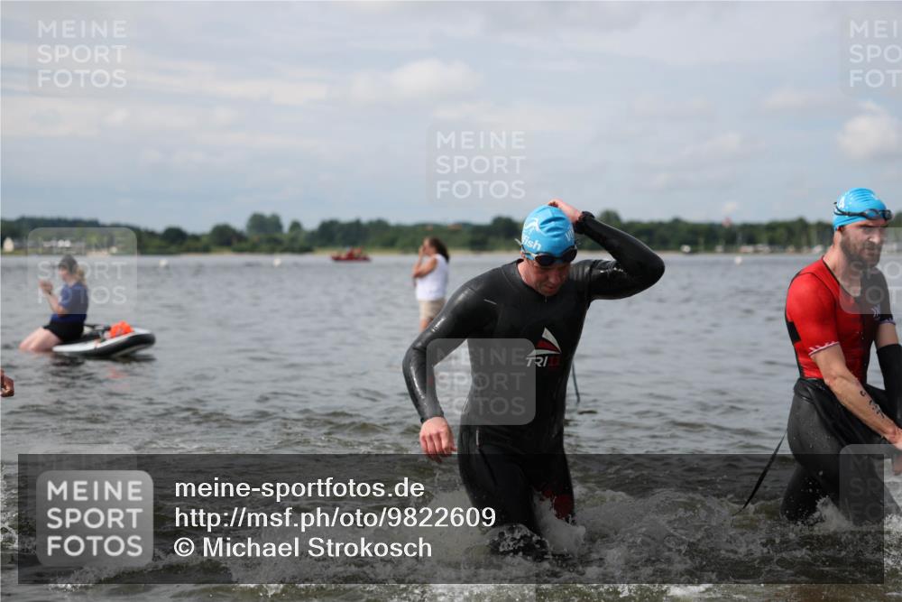 21.06.2026 - Viking Triathlon Michael Strokosch http://msf.ph/oto/9822609 21.06.2026 10:33:40 Schwimmen 28, 62, 180, 249, 265, 392, 410, 524, 537 meine-sportfotos.de