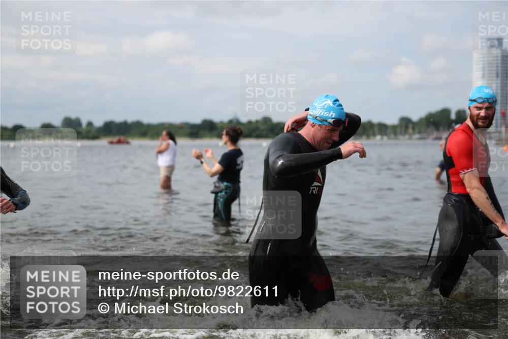 21.06.2026 - Viking Triathlon Michael Strokosch http://msf.ph/oto/9822611 21.06.2026 10:33:40 Schwimmen 28, 62, 180, 249, 265, 392, 410, 524, 537 meine-sportfotos.de