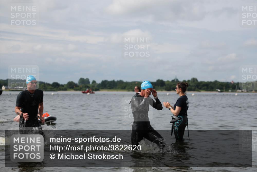 21.06.2026 - Viking Triathlon Michael Strokosch http://msf.ph/oto/9822620 21.06.2026 10:33:48 Schwimmen 28, 62, 102, 154, 180, 249, 265, 343, 410, 432, 524, 537, 660, 664 meine-sportfotos.de