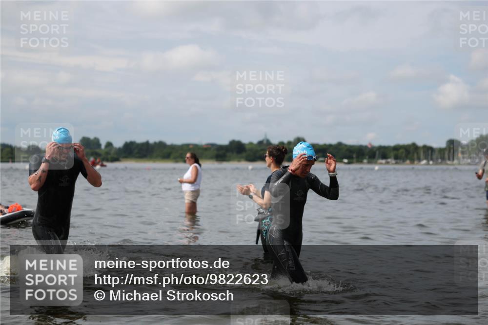 21.06.2026 - Viking Triathlon Michael Strokosch http://msf.ph/oto/9822623 21.06.2026 10:33:49 Schwimmen 28, 62, 102, 154, 180, 249, 265, 343, 410, 432, 524, 537, 660, 664 meine-sportfotos.de