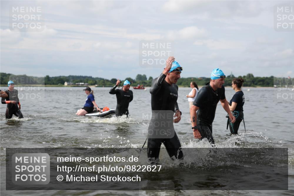 21.06.2026 - Viking Triathlon Michael Strokosch http://msf.ph/oto/9822627 21.06.2026 10:33:50 Schwimmen 28, 102, 154, 249, 265, 343, 410, 432, 524, 537, 660, 664 meine-sportfotos.de