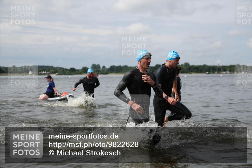 21.06.2026 - Viking Triathlon Michael Strokosch http://msf.ph/oto/9822628 21.06.2026 10:33:50 Schwimmen 28, 102, 154, 249, 265, 343, 410, 432, 524, 537, 660, 664 meine-sportfotos.de