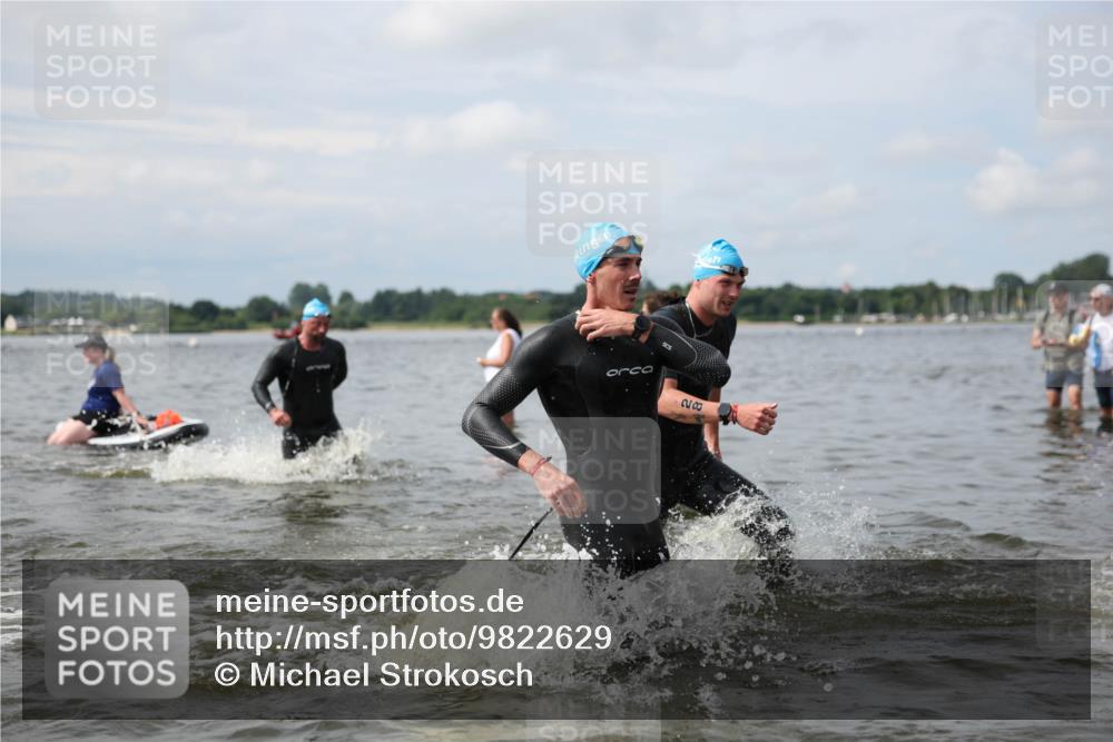 21.06.2026 - Viking Triathlon Michael Strokosch http://msf.ph/oto/9822629 21.06.2026 10:33:51 Schwimmen 28, 102, 154, 221, 249, 265, 343, 410, 432, 524, 537, 660, 664 meine-sportfotos.de