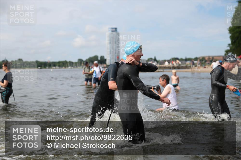 21.06.2026 - Viking Triathlon Michael Strokosch http://msf.ph/oto/9822635 21.06.2026 10:33:52 Schwimmen 28, 102, 154, 221, 249, 265, 343, 410, 432, 524, 660, 664 meine-sportfotos.de