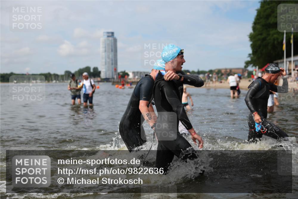 21.06.2026 - Viking Triathlon Michael Strokosch http://msf.ph/oto/9822636 21.06.2026 10:33:52 Schwimmen 28, 102, 154, 221, 249, 265, 343, 410, 432, 524, 660, 664 meine-sportfotos.de