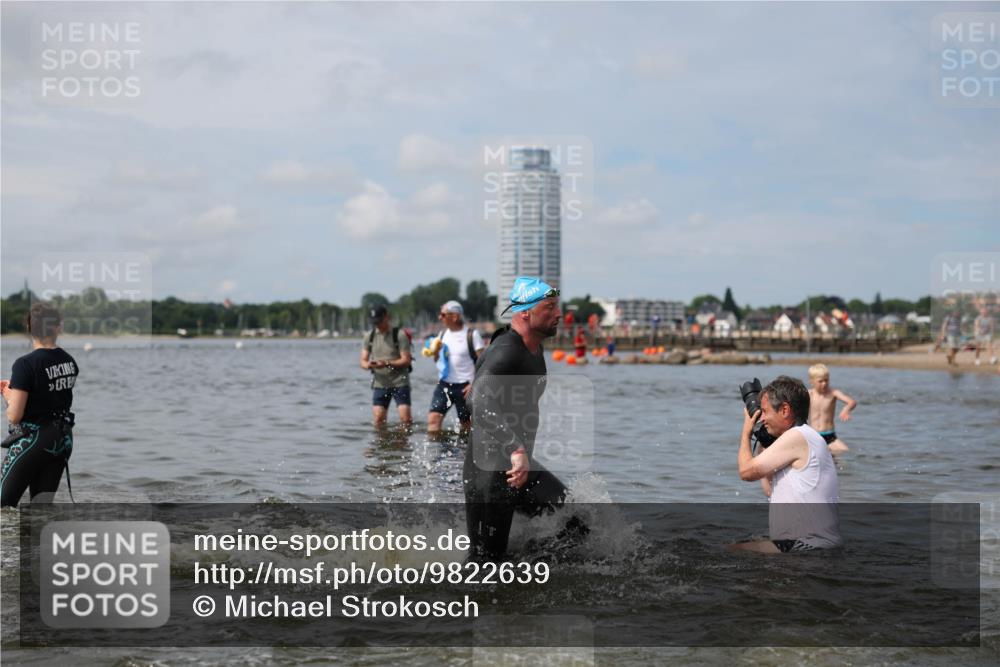21.06.2026 - Viking Triathlon Michael Strokosch http://msf.ph/oto/9822639 21.06.2026 10:33:54 Schwimmen 28, 102, 154, 221, 249, 265, 343, 410, 432, 462, 524, 660, 664 meine-sportfotos.de