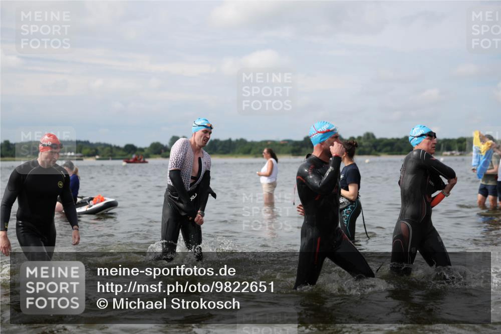 21.06.2026 - Viking Triathlon Michael Strokosch http://msf.ph/oto/9822651 21.06.2026 10:33:58 Schwimmen 28, 47, 102, 154, 221, 265, 343, 432, 462, 524, 627, 660, 664 meine-sportfotos.de