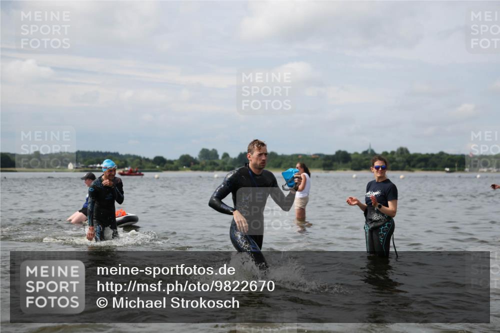 21.06.2026 - Viking Triathlon Michael Strokosch http://msf.ph/oto/9822670 21.06.2026 10:34:07 Schwimmen 30, 47, 90, 102, 154, 170, 221, 343, 432, 462, 576, 627, 660, 664 meine-sportfotos.de