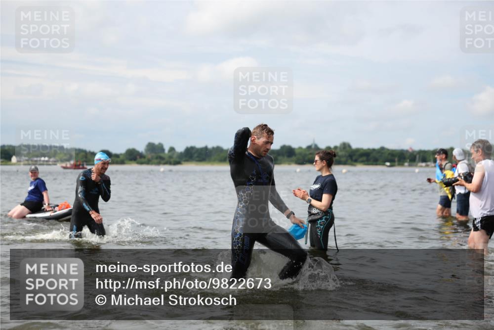 21.06.2026 - Viking Triathlon Michael Strokosch http://msf.ph/oto/9822673 21.06.2026 10:34:07 Schwimmen 30, 47, 90, 102, 154, 170, 221, 343, 432, 462, 576, 627, 660, 664 meine-sportfotos.de