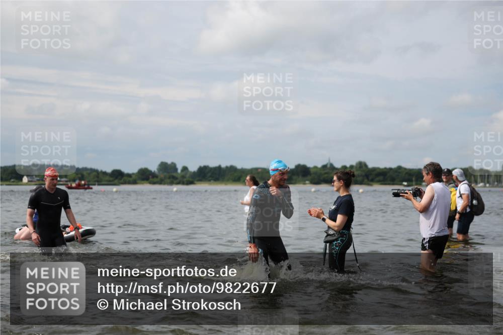 21.06.2026 - Viking Triathlon Michael Strokosch http://msf.ph/oto/9822677 21.06.2026 10:34:10 Schwimmen 30, 47, 90, 154, 170, 221, 432, 462, 576, 627, 660, 664 meine-sportfotos.de