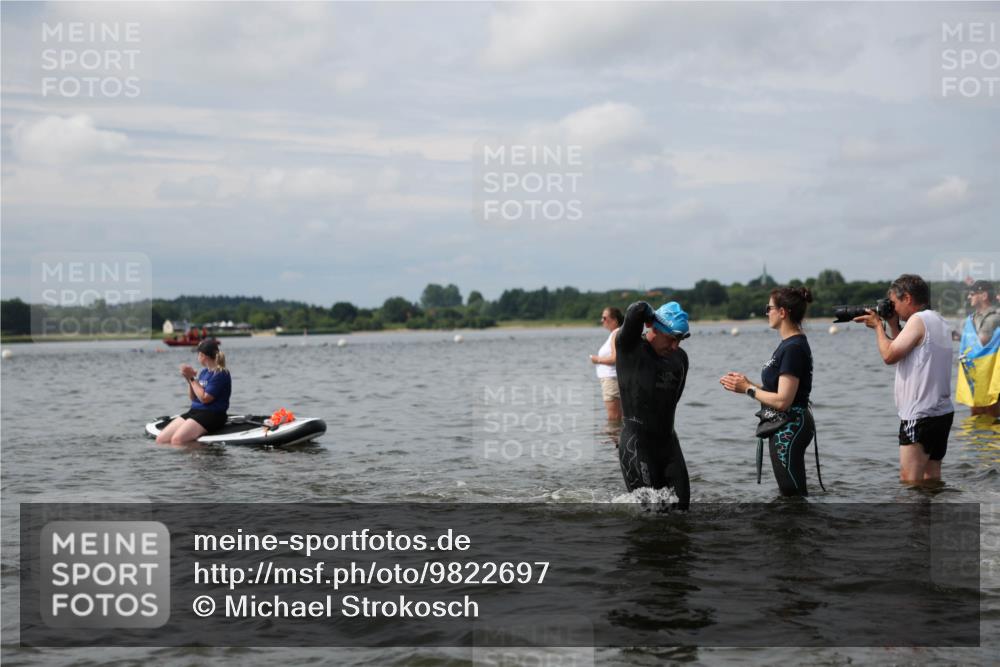 21.06.2026 - Viking Triathlon Michael Strokosch http://msf.ph/oto/9822697 21.06.2026 10:34:22 Schwimmen 30, 90, 170, 391, 576, 627, 653 meine-sportfotos.de