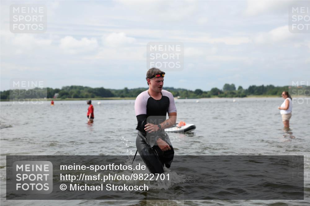 21.06.2026 - Viking Triathlon Michael Strokosch http://msf.ph/oto/9822701 21.06.2026 10:34:23 Schwimmen 30, 90, 170, 391, 440, 576, 653 meine-sportfotos.de
