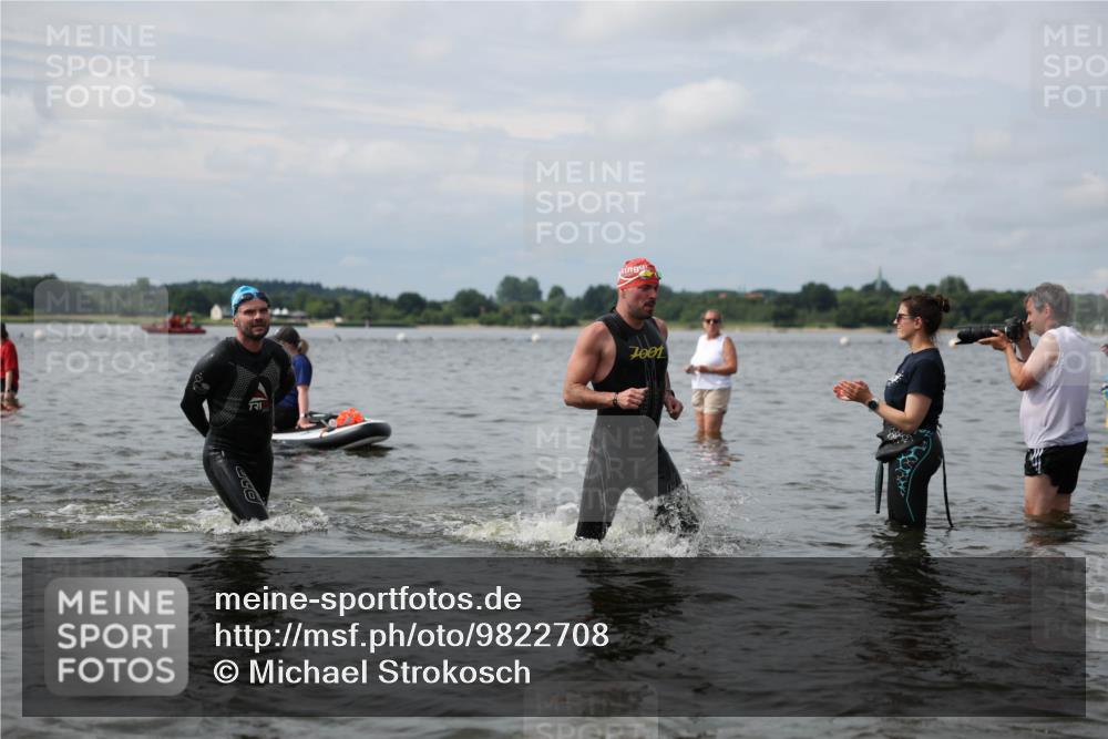21.06.2026 - Viking Triathlon Michael Strokosch http://msf.ph/oto/9822708 21.06.2026 10:34:33 Schwimmen 51, 82, 118, 255, 386, 391, 440, 653 meine-sportfotos.de