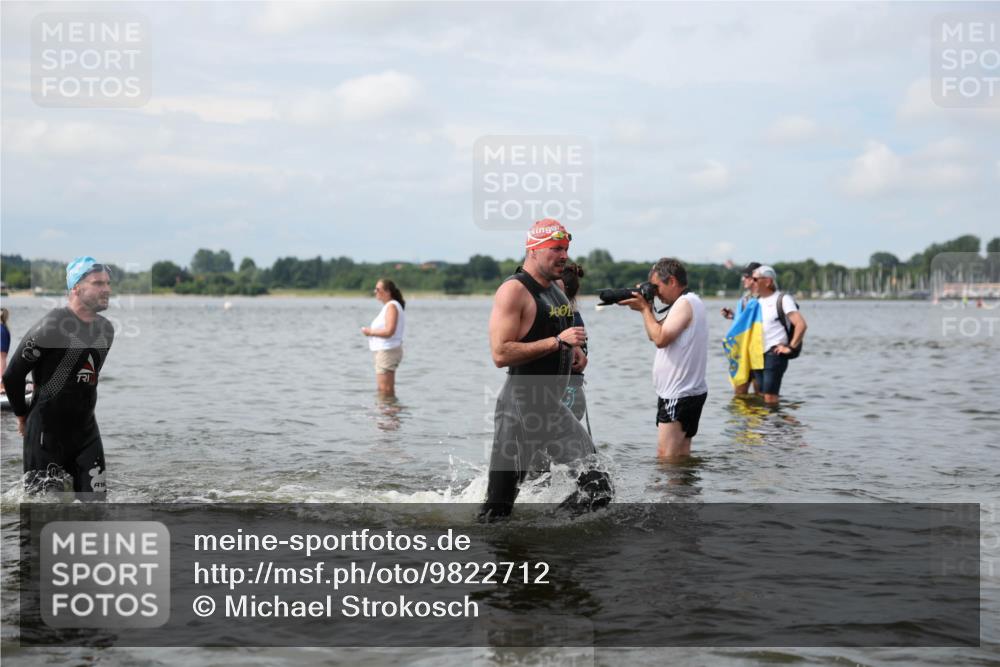 21.06.2026 - Viking Triathlon Michael Strokosch http://msf.ph/oto/9822712 21.06.2026 10:34:33 Schwimmen 51, 82, 118, 255, 386, 391, 440, 653 meine-sportfotos.de