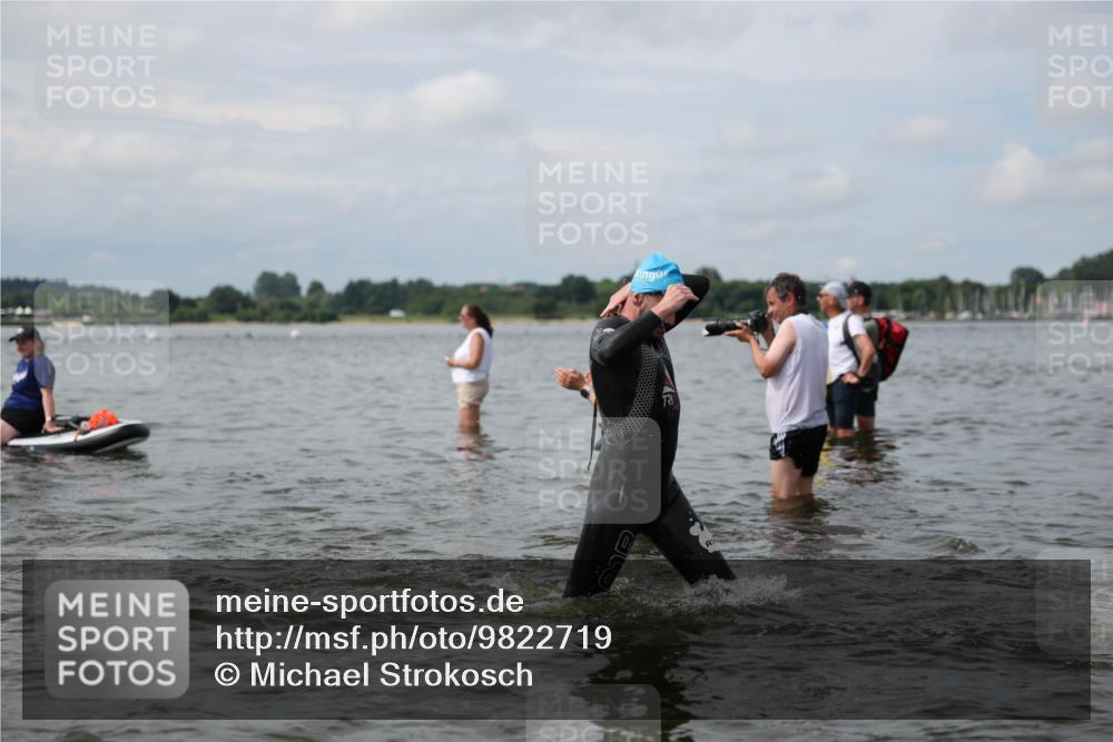 21.06.2026 - Viking Triathlon Michael Strokosch http://msf.ph/oto/9822719 21.06.2026 10:34:36 Schwimmen 51, 82, 118, 161, 255, 386, 391, 440, 536, 653 meine-sportfotos.de