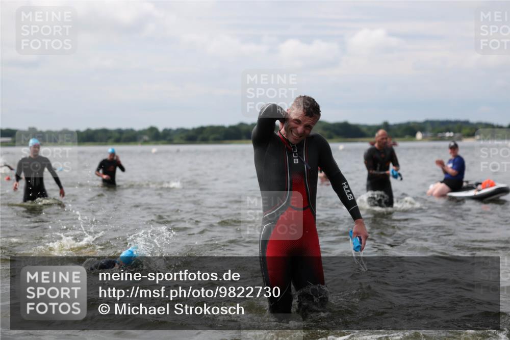 21.06.2026 - Viking Triathlon Michael Strokosch http://msf.ph/oto/9822730 21.06.2026 10:34:40 Schwimmen 26, 51, 82, 118, 161, 199, 255, 386, 391, 440, 536, 653 meine-sportfotos.de
