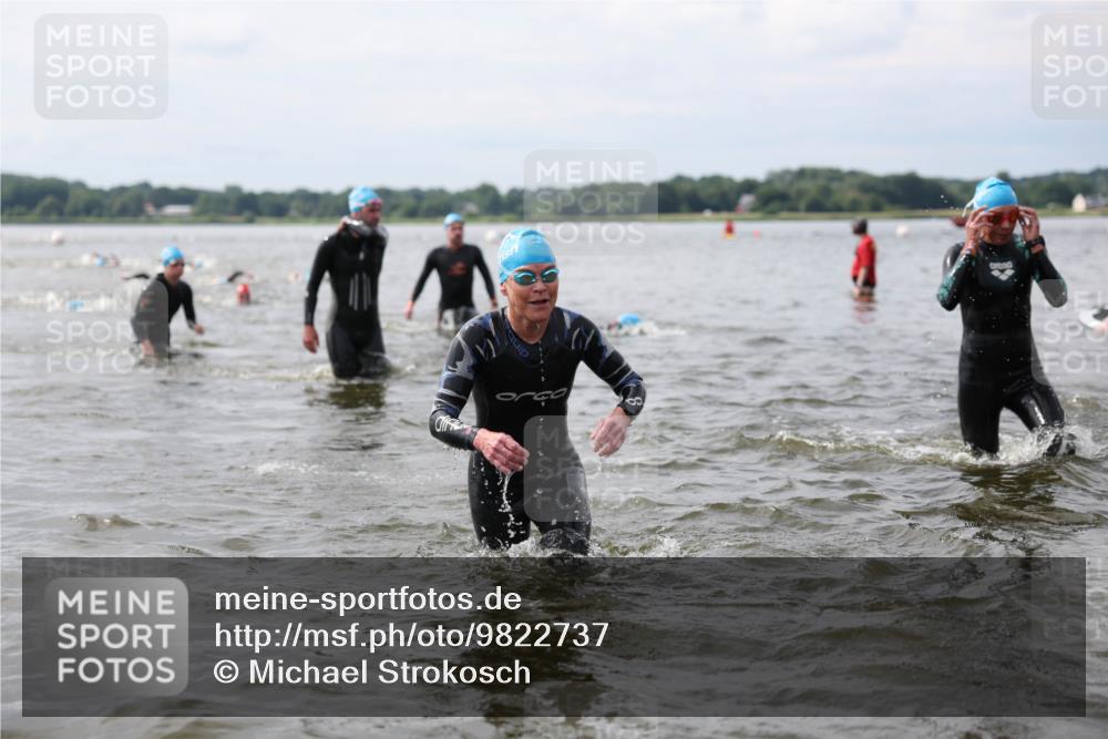 21.06.2026 - Viking Triathlon Michael Strokosch http://msf.ph/oto/9822737 21.06.2026 10:34:42 Schwimmen 26, 51, 82, 118, 161, 199, 255, 386, 391, 440, 536, 653 meine-sportfotos.de