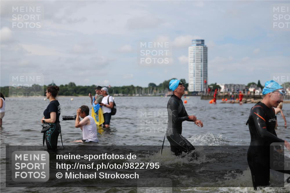 21.06.2026 - Viking Triathlon Michael Strokosch http://msf.ph/oto/9822795 21.06.2026 10:35:09 Schwimmen 18, 73, 100, 136, 194, 242, 372, 380, 430, 490, 568, 621, 623 meine-sportfotos.de