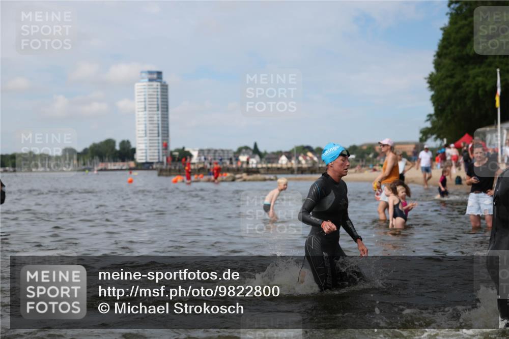21.06.2026 - Viking Triathlon Michael Strokosch http://msf.ph/oto/9822800 21.06.2026 10:35:10 Schwimmen 18, 73, 100, 136, 194, 242, 372, 380, 430, 490, 568, 621, 623 meine-sportfotos.de