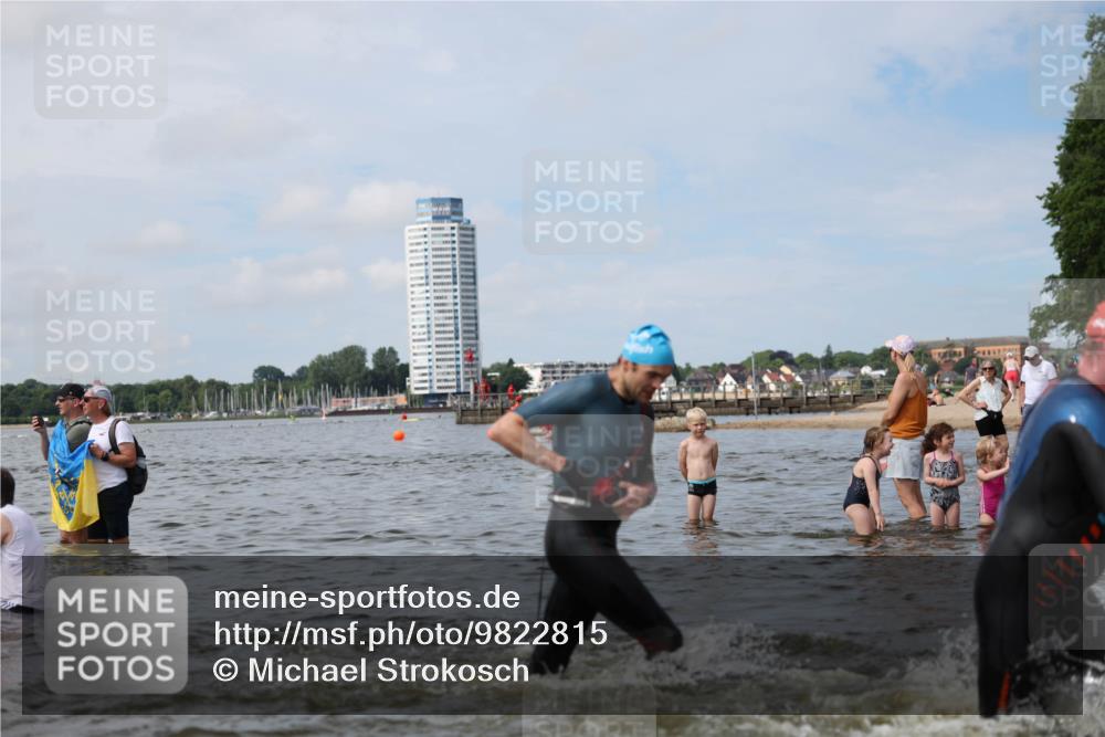21.06.2026 - Viking Triathlon Michael Strokosch http://msf.ph/oto/9822815 21.06.2026 10:35:18 Schwimmen 49, 73, 100, 136, 194, 226, 242, 311, 332, 380, 430, 490, 501, 551, 568, 623 meine-sportfotos.de