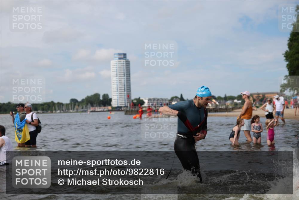 21.06.2026 - Viking Triathlon Michael Strokosch http://msf.ph/oto/9822816 21.06.2026 10:35:18 Schwimmen 49, 73, 100, 136, 194, 226, 242, 311, 332, 380, 430, 490, 501, 551, 568, 623 meine-sportfotos.de