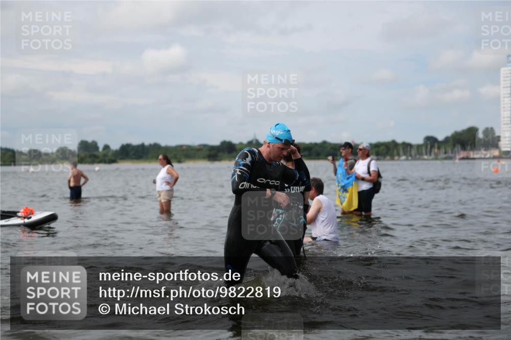 21.06.2026 - Viking Triathlon Michael Strokosch http://msf.ph/oto/9822819 21.06.2026 10:35:21 Schwimmen 49, 73, 136, 194, 226, 242, 311, 332, 380, 430, 490, 501, 551, 568, 623 meine-sportfotos.de