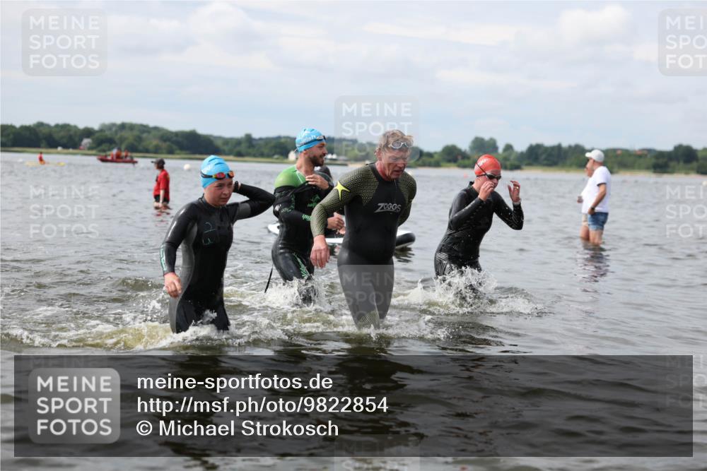 21.06.2026 - Viking Triathlon Michael Strokosch http://msf.ph/oto/9822854 21.06.2026 10:35:54 Schwimmen 20, 137, 200, 202, 360, 472, 530, 560, 651 meine-sportfotos.de