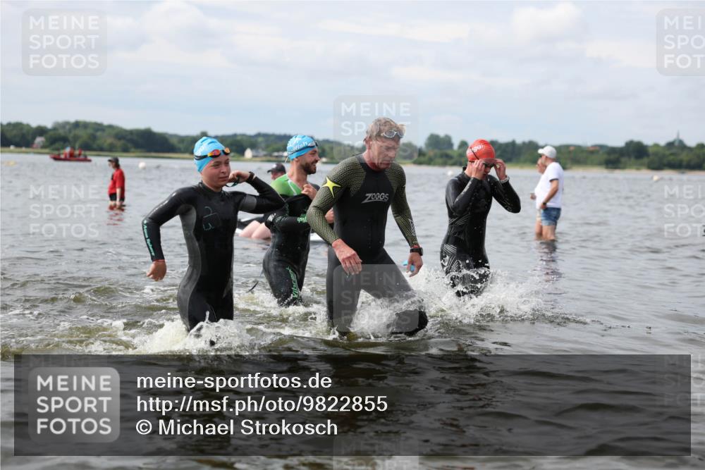 21.06.2026 - Viking Triathlon Michael Strokosch http://msf.ph/oto/9822855 21.06.2026 10:35:55 Schwimmen 20, 137, 200, 202, 360, 472, 530, 560, 651 meine-sportfotos.de