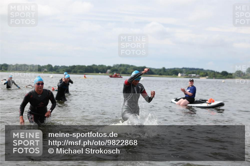 21.06.2026 - Viking Triathlon Michael Strokosch http://msf.ph/oto/9822868 21.06.2026 10:35:59 Schwimmen 20, 137, 200, 202, 323, 360, 472, 530, 560, 651, 656 meine-sportfotos.de