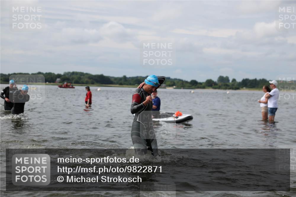 21.06.2026 - Viking Triathlon Michael Strokosch http://msf.ph/oto/9822871 21.06.2026 10:36:00 Schwimmen 20, 137, 200, 202, 323, 360, 472, 530, 556, 560, 651, 656 meine-sportfotos.de