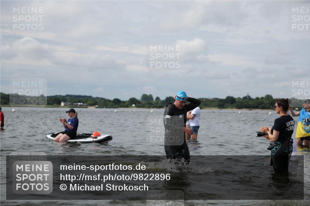 21.06.2026 - Viking Triathlon Michael Strokosch http://msf.ph/oto/9822896 21.06.2026 10:36:09 Schwimmen 16, 20, 43, 113, 200, 205, 323, 360, 530, 556, 560, 656 meine-sportfotos.de