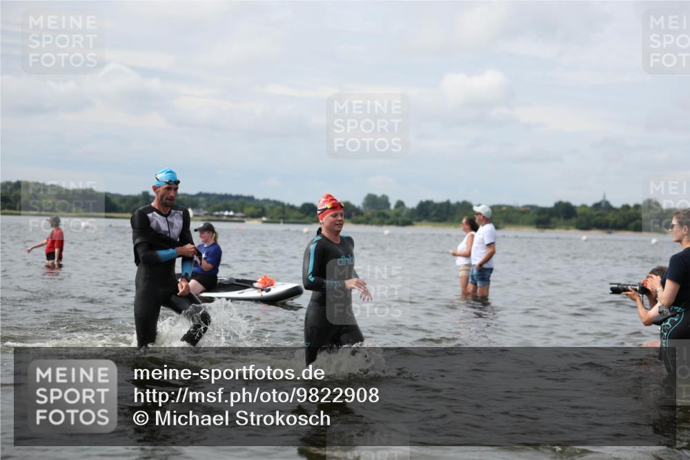21.06.2026 - Viking Triathlon Michael Strokosch http://msf.ph/oto/9822908 21.06.2026 10:36:13 Schwimmen 16, 43, 113, 200, 205, 323, 475, 530, 543, 556, 560, 604, 656 meine-sportfotos.de