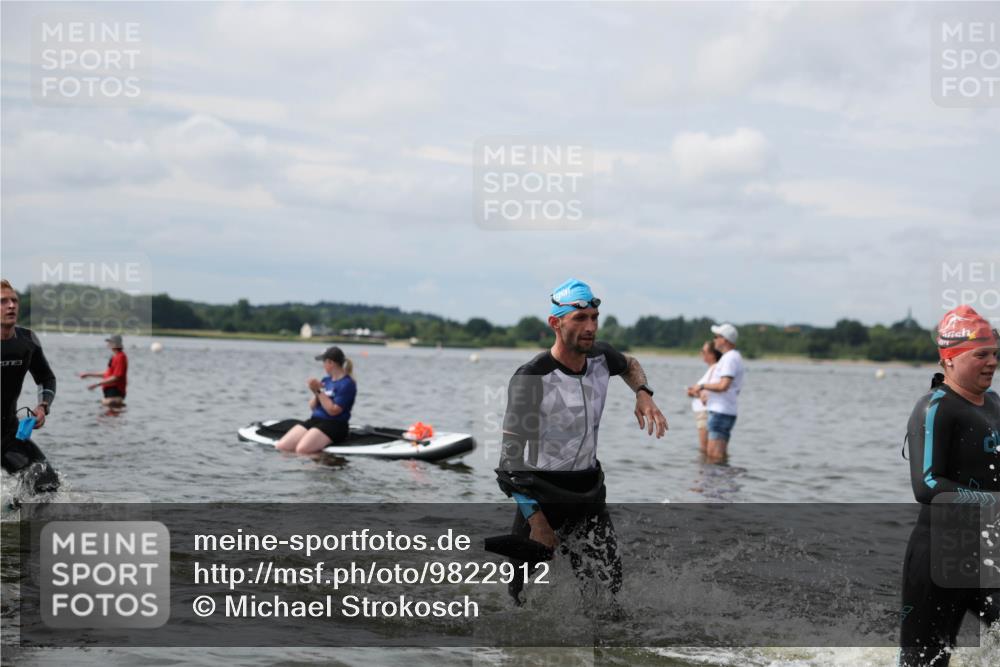 21.06.2026 - Viking Triathlon Michael Strokosch http://msf.ph/oto/9822912 21.06.2026 10:36:15 Schwimmen 16, 43, 113, 200, 205, 323, 475, 543, 556, 560, 604, 612, 656 meine-sportfotos.de
