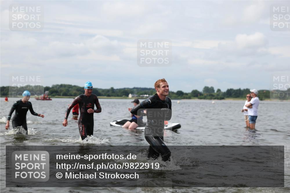 21.06.2026 - Viking Triathlon Michael Strokosch http://msf.ph/oto/9822919 21.06.2026 10:36:17 Schwimmen 16, 43, 113, 205, 323, 475, 543, 556, 560, 604, 612, 656 meine-sportfotos.de