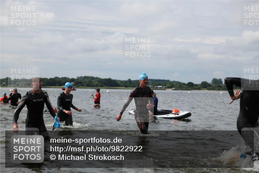 21.06.2026 - Viking Triathlon Michael Strokosch http://msf.ph/oto/9822922 21.06.2026 10:36:18 Schwimmen 16, 43, 113, 205, 323, 475, 543, 556, 560, 604, 612, 656 meine-sportfotos.de