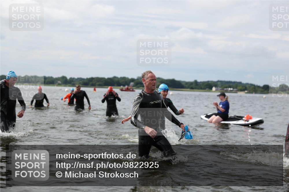 21.06.2026 - Viking Triathlon Michael Strokosch http://msf.ph/oto/9822925 21.06.2026 10:36:20 Schwimmen 16, 43, 113, 205, 323, 404, 475, 543, 556, 604, 612, 656 meine-sportfotos.de
