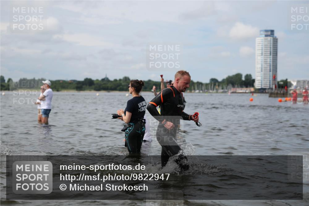 21.06.2026 - Viking Triathlon Michael Strokosch http://msf.ph/oto/9822947 21.06.2026 10:36:28 Schwimmen 16, 43, 113, 205, 219, 404, 475, 526, 543, 604, 612, 648 meine-sportfotos.de